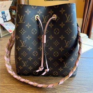 Louis Vuitton Monogram Drawstring Bucket Bag in Brown with Pink Trim